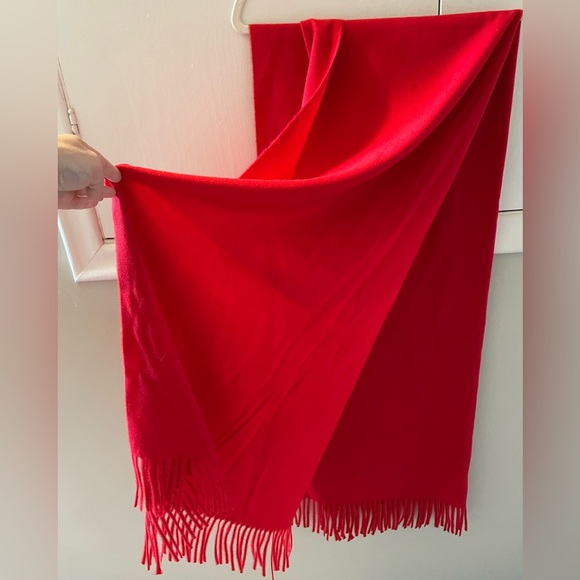 SOLD 100% Wool Scarf - Picture 2 of 3